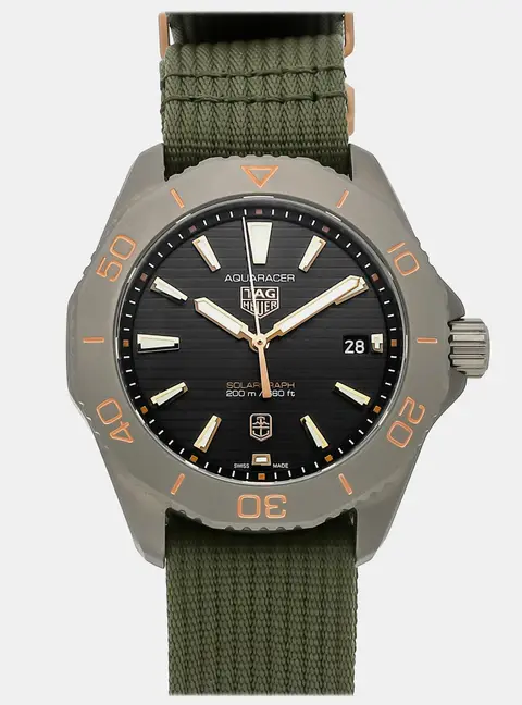 Tag Heuer Aquaracer WBP1181.FN8024 Quartz Black Dial Titanium Men's Wristwatch 40mm