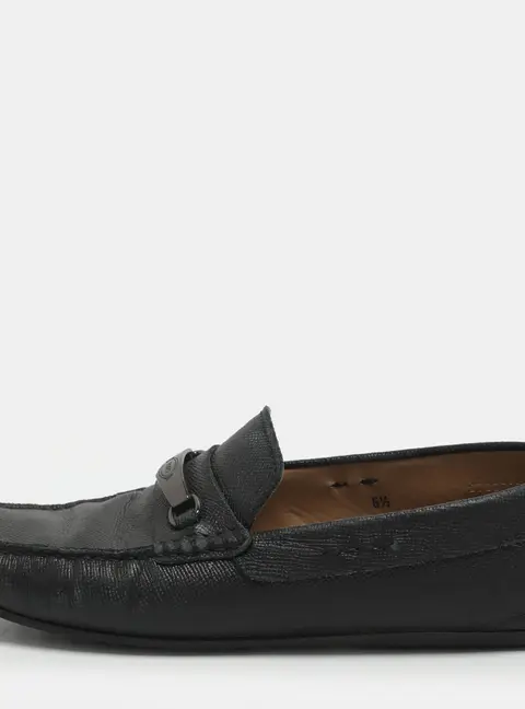Tod's Size 40 Black Leather Loafers