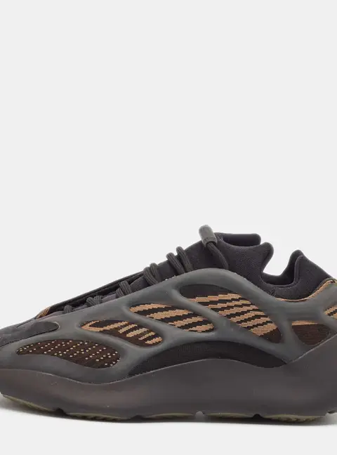 Yeezy x Adidas Brown/Black Knit Fabric and Rubber 700 V3 Clay Brown Sneakers Size 43 1/3