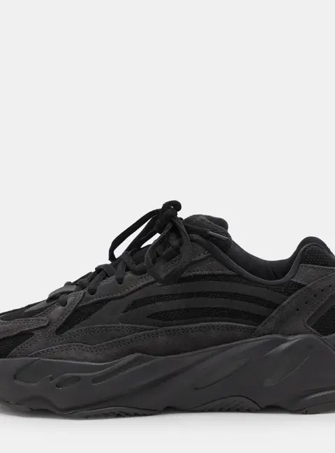Yeezy x Adidas Black Suede and Mesh Boost 700 "Vanta" Low Top Sneakers Size 40 2/3