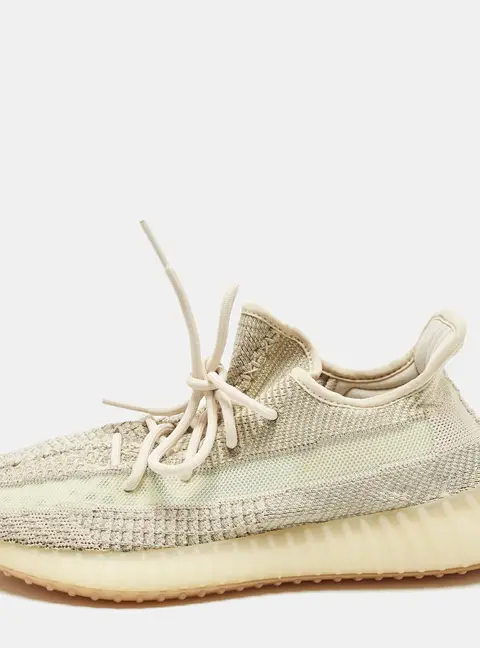 Yeezy x Adidas Boost 350 V2 Size 44 Beige Knit Fabric Low Top Sneakers