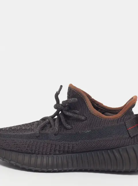 Yeezy x Adidas Boost 350 V2 Black Non-Reflective Size 36 Black Knit Fabric Lace Up Sneakers