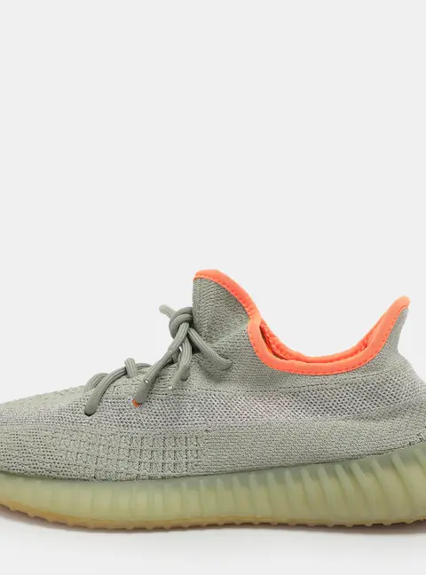 Yeezy x Adidas Boost 350 V2 Size 43 1/13 Desert Sage Knit Fabric Low Top Sneakers