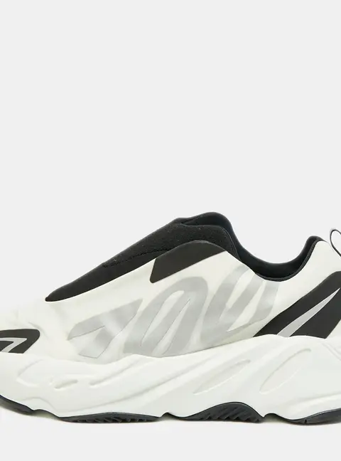 Yeezy x Adidas Boost 700 MNVN Analog Size 42 White Nylon Slip On Sneakers