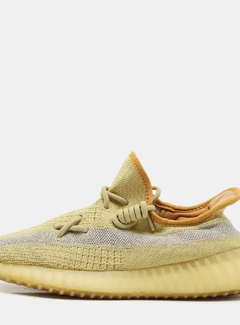 Yeezy x Adidas Boost 350 V2 Marsh Size 40.5 Yellow Knit Fabric Low Top Sneakers