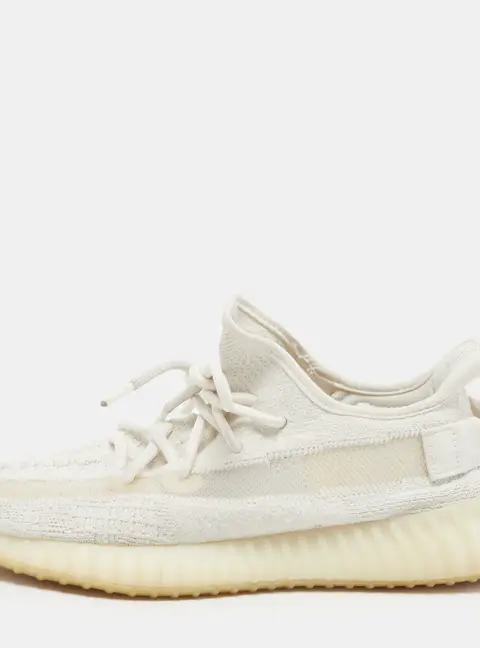 Yeezy x Adidas Boost 350 V2 Size 41.5 White Knit Fabric Low Top Sneakers