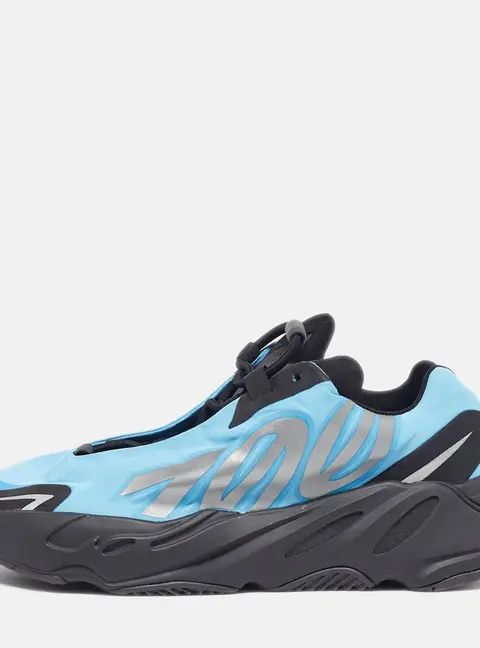 Yeezy x Adidas Boost 700 MNVN Size 41.5 Blue Nylon Bright Cyan Low Top Sneakers