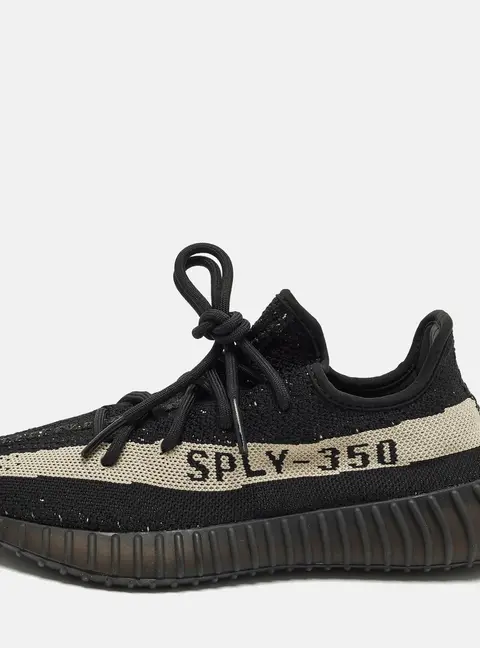 Yeezy x Adidas Boost 350 V2 Core Black White Size 40 Black Knit Fabric Low Top Sneakers