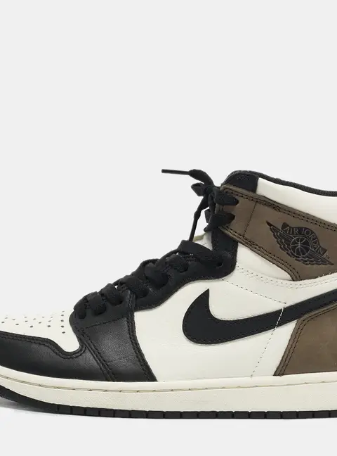 Air Jordans Tricolor Leather Jordan 1 Retro High OG Sneakers Size 41