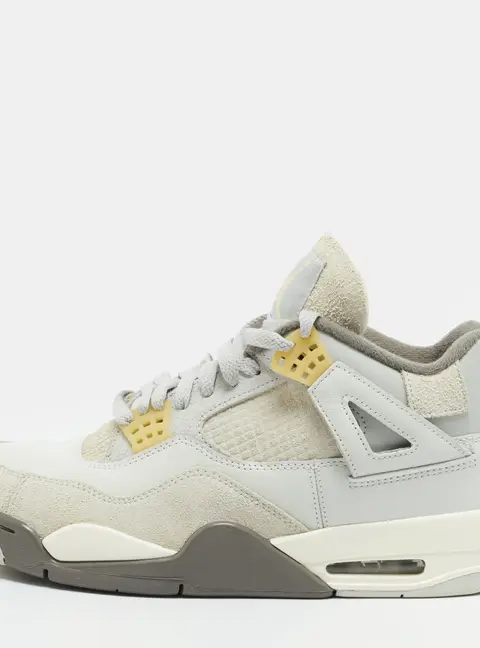 Air Jordans 4 Retro SE Craft Photon Dust Size 44.5 Grey/Beige Leather and Suede Lace Up Sneakers