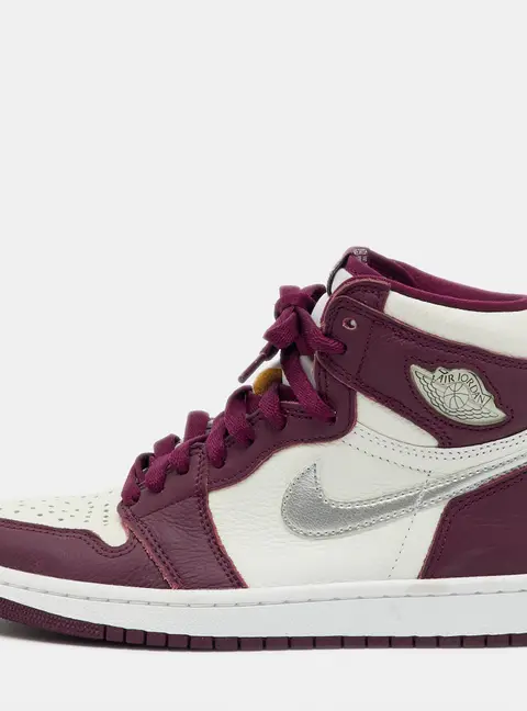 Air Jordans Burgundy/White Leather Jordan 1 Retro High Bordeaux Sneakers Size 37.5