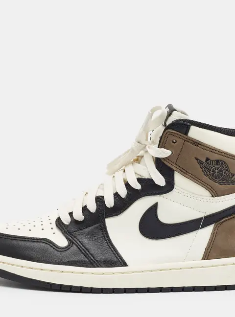 Air Jordans Jordan 1 Retro Dark Mocha Black Size 42 Multicolor Nubuck and Leather High Top Sneakers