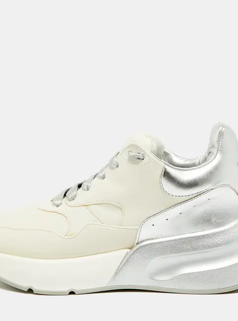 Alexander McQueen Oversized Size 40 Cream/Leather Chunky Lace Up Sneakers