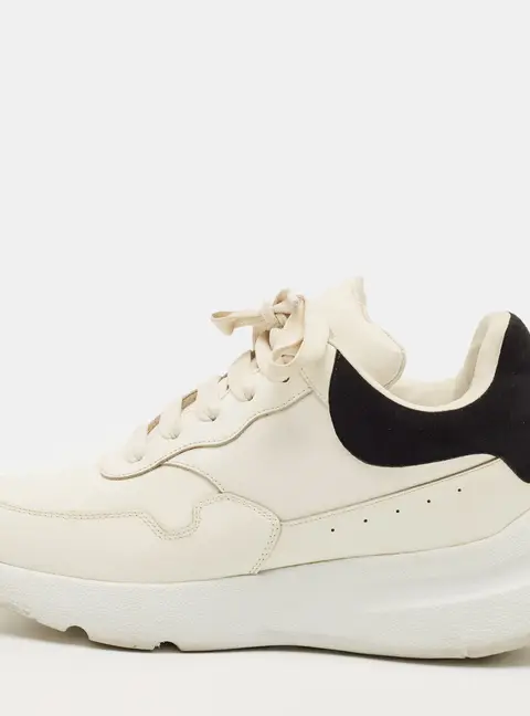 Alexander McQueen Oversized Size 41 White/Black Leather and Suede Lace Up Sneakers