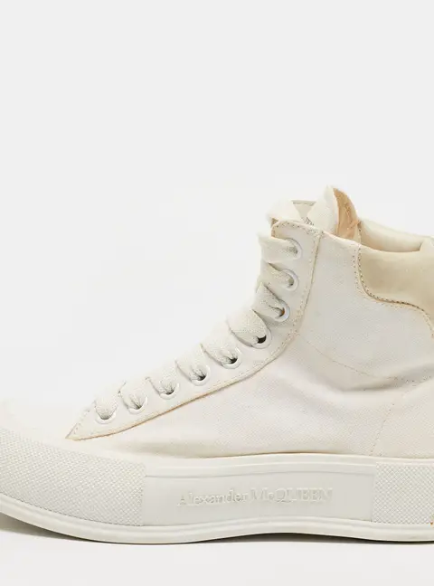 Alexander McQueen Deck Plimsoll Size 40 White Canvas and Suede High Top Sneakers