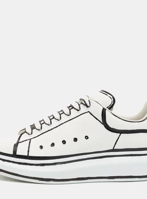 Alexander McQueen Oversized Size 42 White/Black Outline Leather Lace Up Sneakers