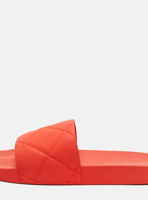 Bottega Veneta Size 46 Red Quilted Rubber Pool Slide