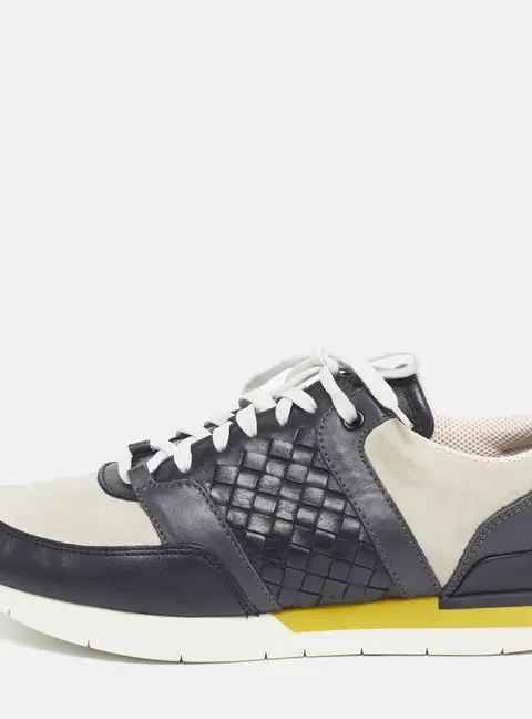 Bottega Veneta Intrecciato Size 40 Black/Grey  Leather and Suede Lace Up Sneakers