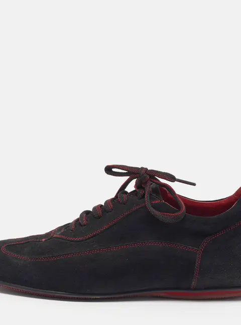 CH Carolina Herrera Size 41 Black Suede Stitch Detail Low Top Sneakers