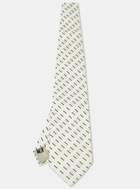Giorgio Armani Ivory Stripe Pattern Silk Traditional Tie