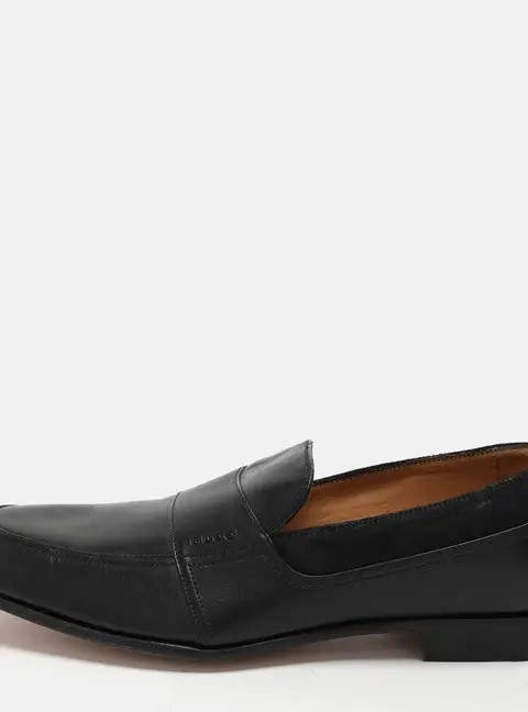 Gucci Size 40 Black Leather and Suede Loafers & Moccasins