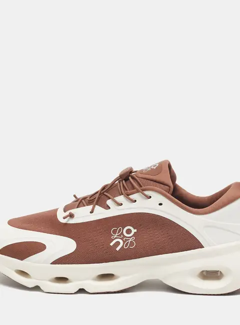 Loewe x On Running Cloudsolo Size 44 Brown/White Fabric Low Top Sneakers