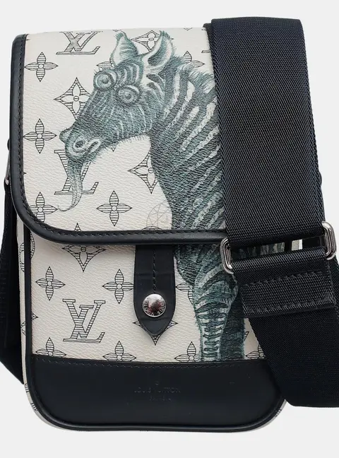 Louis Vuitton Savane Messenger PM White Monogram Canvas Canvas Crossbody Bag