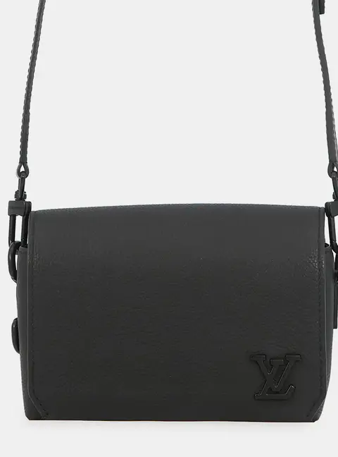 Louis Vuitton Fastline Wearable Wallet MM Noir Aerogram Leather Shoulder Bag