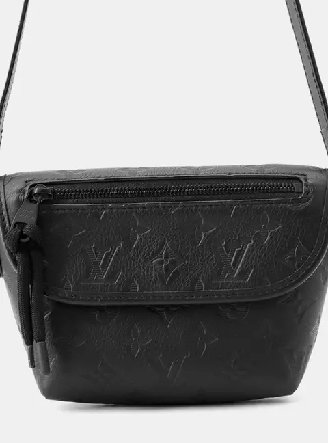 Louis Vuitton Pulse Wearable Wallet Noir Monogram Shadow