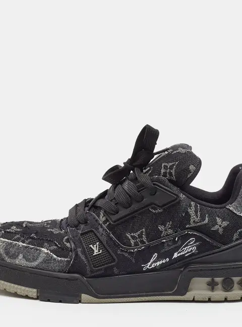 Louis Vuitton LV Trainer Size 40  Monogram Denim Low Top Sneakers