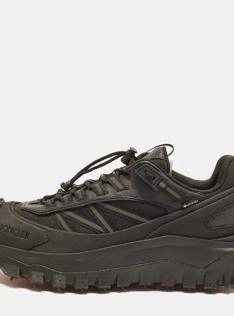 Moncler TrailGrip GTX Size 44 Black Canvas and Leather Low Top Sneakers