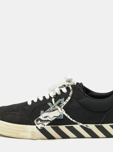 Off-White Black Canvas Vulcanized Low Top Sneakers Size 45