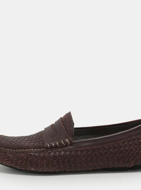 Salvatore Ferragamo Size 42 Burgundy Woven Leather Loafers