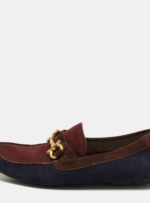 Salvatore Ferragamo Gancini Size 40 Tricolor Suede Loafers