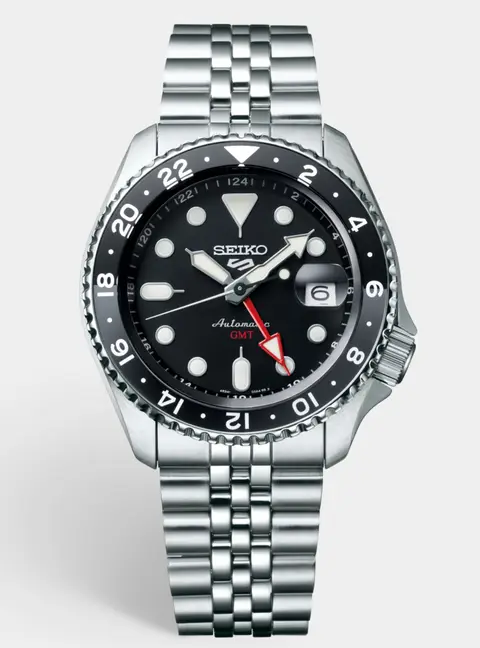 Seiko 5 sports SSK001K1 Black Dial Stainless Steel Men's Wristwatch 42.5 mm