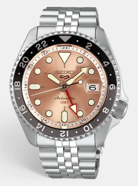 Seiko 5 sports SSK043K1 Champagne Dial Stainless Steel Men's Wristwatch 42.5mm