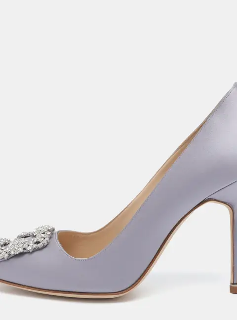 Manolo Blahnik Hangisi Size 38 Purple Satin Pumps