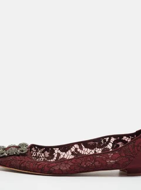 Manolo Blahnik Hangisi Size 41 Burgundy Fabric and Lace Ballet Flats