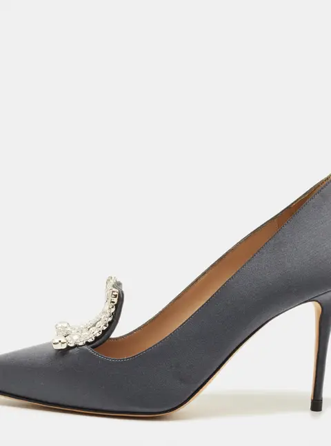 Manolo Blahnik Borlak Size 37.5 Grey Satin Pumps