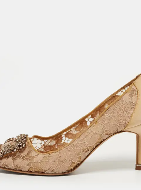 Manolo Blahnik Hangisi Size 36 Beige/Pink Fabric and Lace Crystal Embellished Pumps