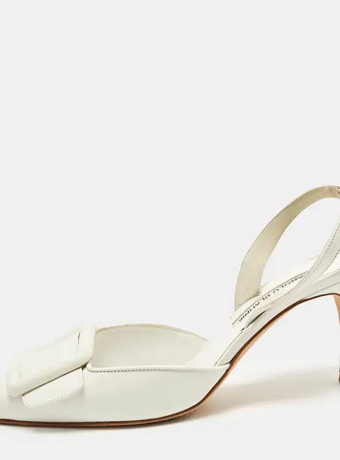 Manolo Blahnik Maysli Size 39.5 White Leather Slingback Pumps