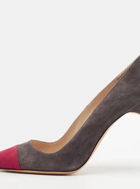 Manolo Blahnik Bipunta Size 39 Grey/Purple Suede Pumps