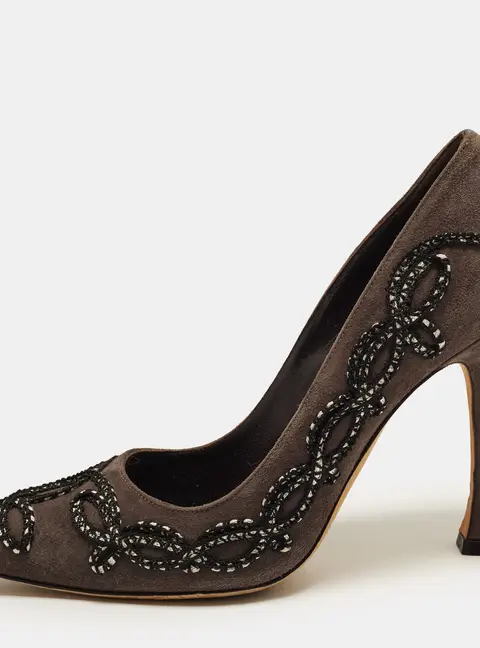 Manolo Blahnik Size 37.5 Grey Suede Embroidered BB Pointed Toe Pumps