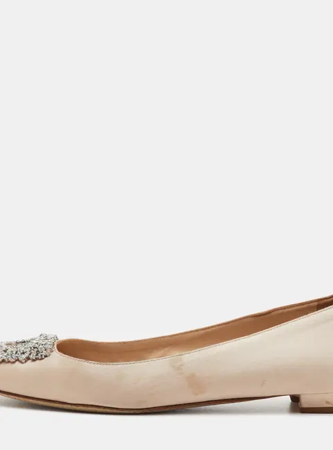 Manolo Blahnik Hangisi Size 36.5 Light Peach Satin Ballet Flats