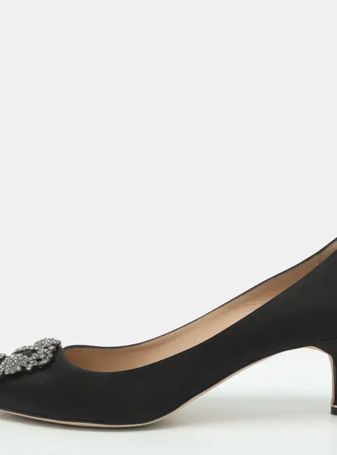 Manolo Blahnik Hangisi Size 41 Black Satin Pumps