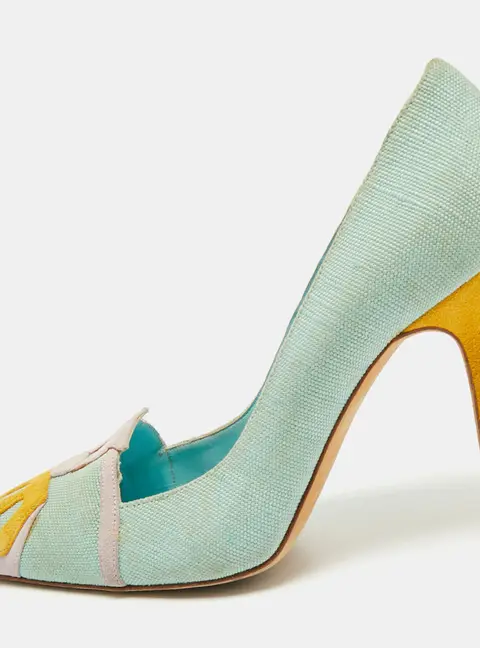 Manolo Blahnik Size 39.5 Tricolor Canvas and Suede Pointed Toe Pumps