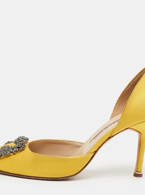 Manolo Blahnik Hangisi Size 36.5 Yellow Satin D'orsay Pumps