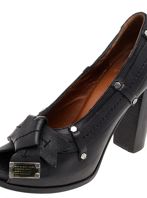 Marc by Marc Jacobs Black Leather Bow Pumps Size 37