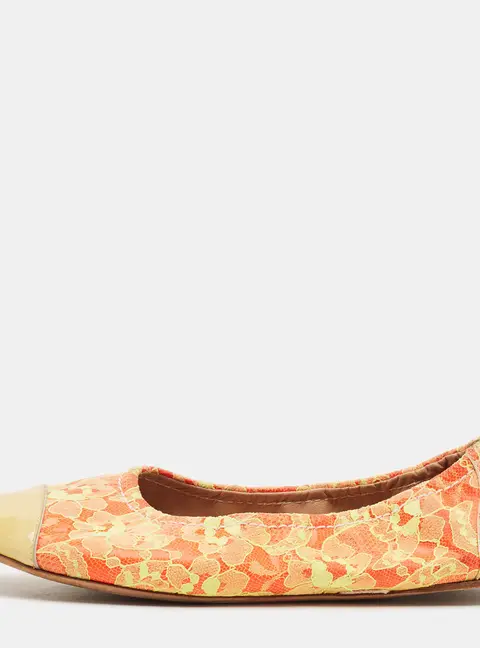 Marc Jacobs Size 37 Orange/Neon Yellow Lace and Patent Leather Ballet Flats
