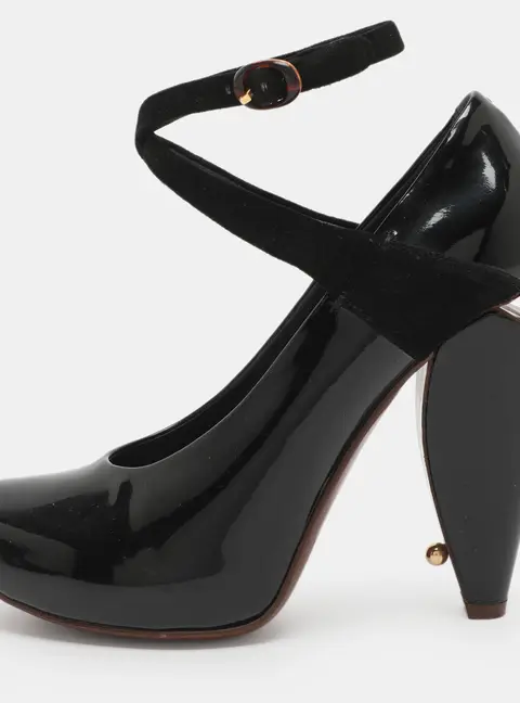 Marc Jacobs Embellished Heel Size 37 Black Patent Leather Ankle Strap Pumps